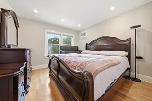 87-77 254th St, New York City, NY 11426 - Photo 15