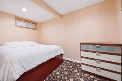 87-77 254th Street, New York City, NY 11426 - Photo 23