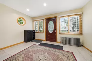 87-77 254th St, New York City, NY 11426 - Photo 3
