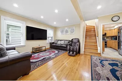 87-77 254th Street, New York City, NY 11426 - Photo 5