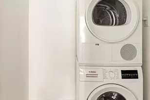 525 E 89th St, New York City, NY 10128 - Photo 13