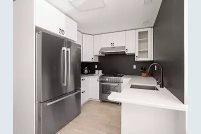 14-38 31st Road #1, Astoria, NY 11106 - Photo 3