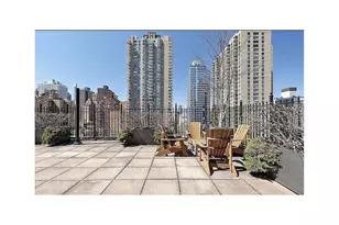 340 E 74th St, New York City, NY 10021 - Photo 5