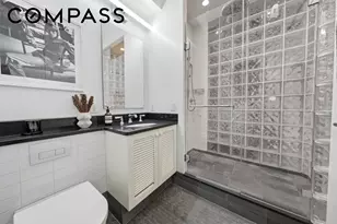 95 Vandam St, New York City, NY 10013 - Photo 23