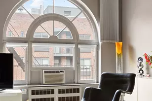 100 W 15th St, New York, NY 10011 - Photo 3
