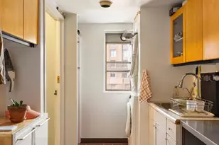 386 Columbus Ave, New York, NY 10024 - Photo 9