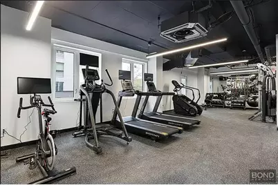 906 E New York Avenue #8C, Brooklyn, NY 11203 - Photo 9