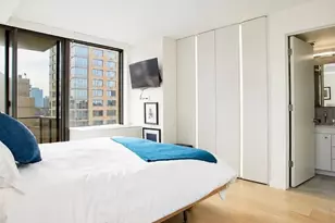 161 W 61st St, New York City, NY 10023 - Photo 5