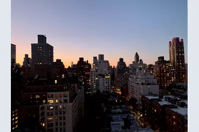 300 E 74th Street #17E, New York City, NY 10021 - Photo 15
