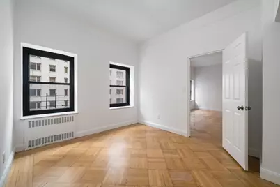 57 W 58th Street #7A, New York, NY 10019 - Photo 5