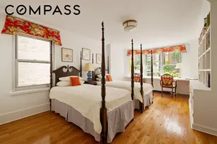 114 E 72nd St, New York City, NY 10021 - Photo 11