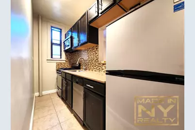 25-74 33rd Street #2C, New York City, NY 11102 - Photo 1