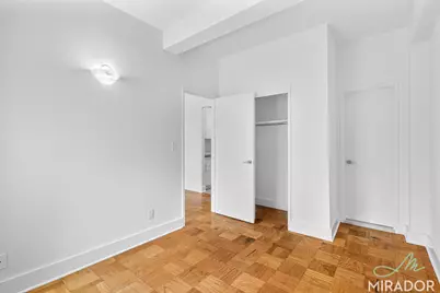 132 E 45th Street #11D, New York, NY 10017 - Photo 5