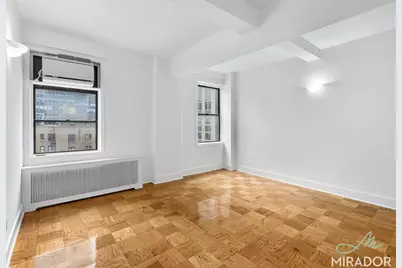 132 E 45th Street #11D, New York City, NY 10017 - Photo 3