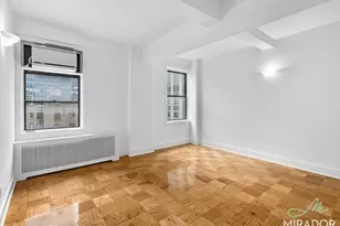 132 E 45th St, New York City, NY 10017 - Photo 3