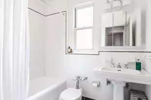 315 E 68th St, New York City, NY 10065 - Photo 5