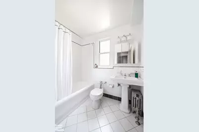 315 E 68th Street #13J, New York, NY 10065 - Photo 5