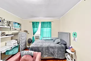 915 E 17th St, Brooklyn, NY 11230 - Photo 9