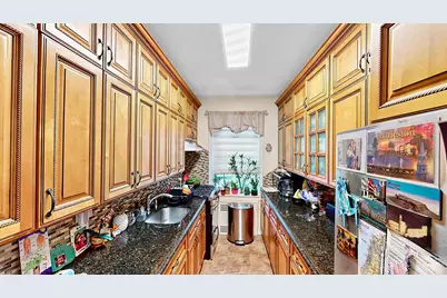 915 E 17th Street #117, Brooklyn, NY 11230 - Photo 3