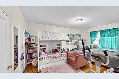 915 E 17th Street #117, Brooklyn, NY 11230 - Photo 5