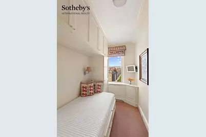 141 E 72nd Street #13, New York City, NY 10021 - Photo 19