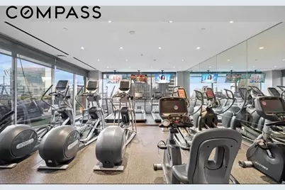 300 E 40th Street #29H, New York City, NY 10016 - Photo 9