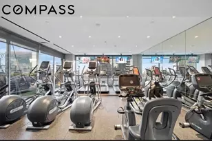 300 E 40th St, New York City, NY 10016 - Photo 9