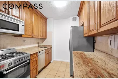 300 E 40th Street #29H, New York City, NY 10016 - Photo 5