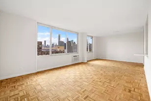 555 Main St, New York City, NY 10044 - Photo 3