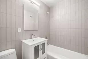 555 Main St, New York City, NY 10044 - Photo 11