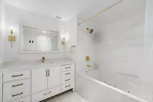 721 5th Ave, New York City, NY 10022 - Photo 5