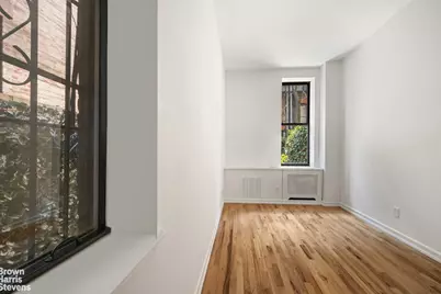 436 W 47th Street #1B, New York City, NY 10036 - Photo 11