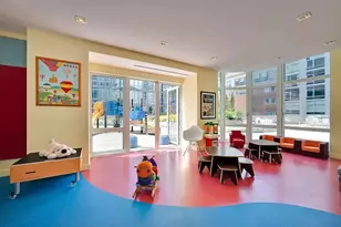 555 W 59th St, New York City, NY 10019 - Photo 13