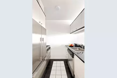 150 W 56th Street #4606, New York City, NY 10019 - Photo 5