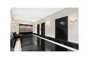 161 W 16th St, New York City, NY 10011 - Photo 9
