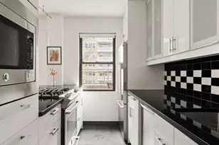 55 E 9th St, New York City, NY 10003 - Photo 7