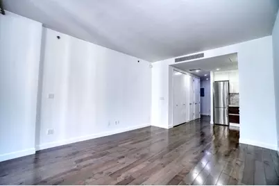 11-35 45th Avenue #3H, New York City, NY 11101 - Photo 3