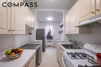 860 Grand Concourse #4O, Bronx, NY 10451 - Photo 5