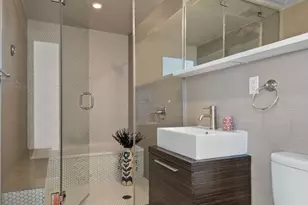 179 Woodpoint Rd, New York City, NY 11211 - Photo 7