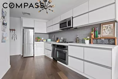 179 Woodpoint Road #4A, New York City, NY 11211 - Photo 3