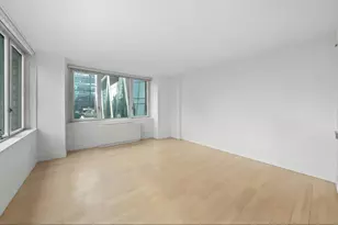322 W 57th St, New York City, NY 10019 - Photo 9
