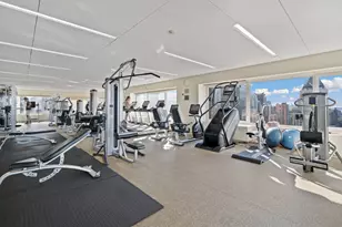 322 W 57th St, New York City, NY 10019 - Photo 21