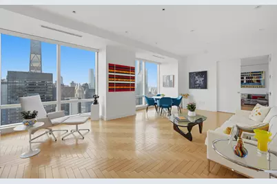 845 United Nations Plaza #61D, New York City, NY 10017 - Photo 3