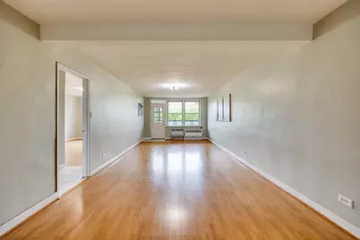 525 Ocean Parkway #4J, Brooklyn, NY 11218 - Photo 3