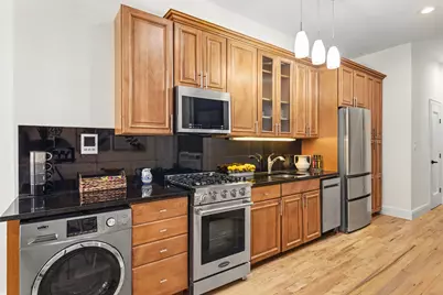 514 E 82nd Street #1W, New York City, NY 10028 - Photo 3