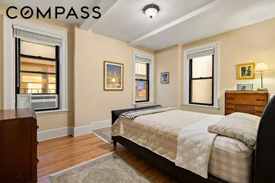 212 E 48th Street #6B, New York, NY 10017 - Photo 3