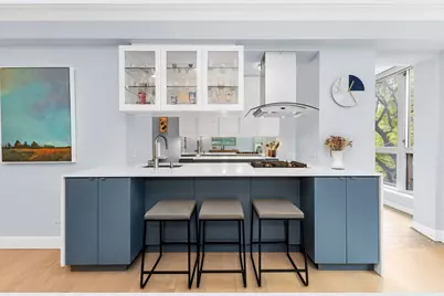 923 5th Avenue #4B, New York City, NY 10021 - Photo 5