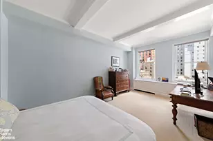 131 E 69th St, New York City, NY 10021 - Photo 5