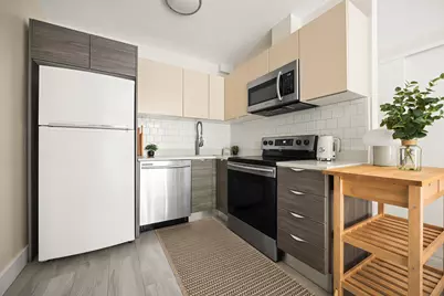631 E 18th Street #3A, New York City, NY 11226 - Photo 3