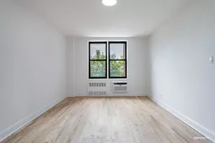 599 E 7th St, New York City, NY 11218 - Photo 9